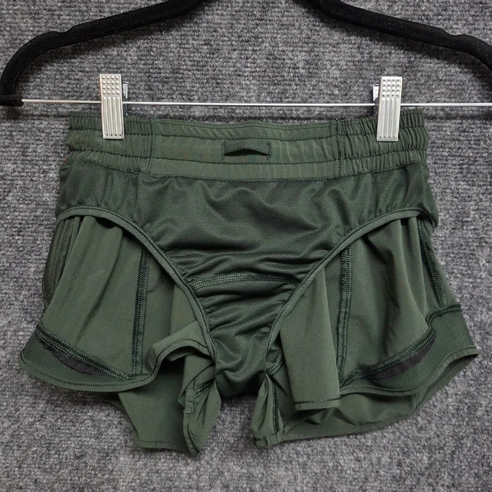 Lululemon Shorts Womens 4 Hotty Hot Low Rise Lined Green 2.5